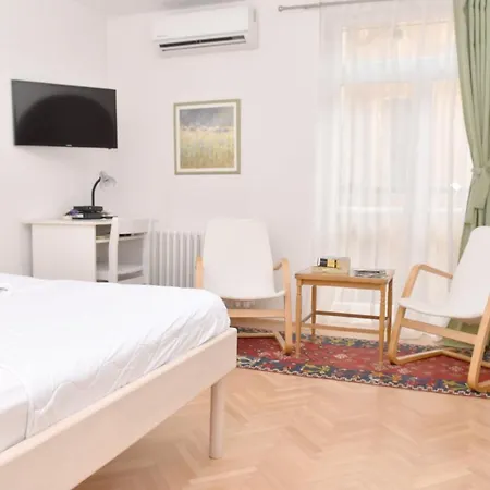 Apartment Charming In Center-excellent Location Sarajevo